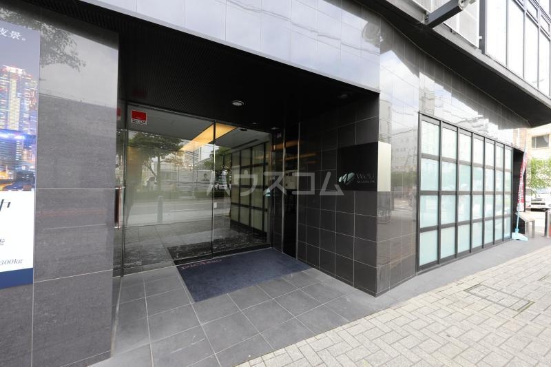 19/26 エントランス