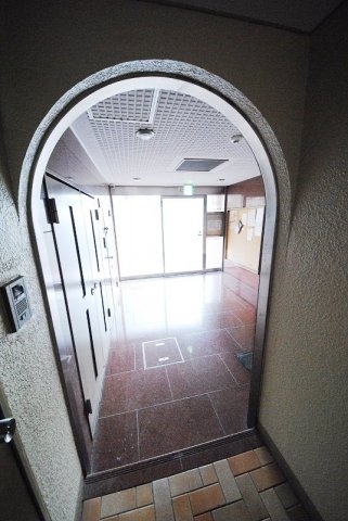 20/29 エントランス