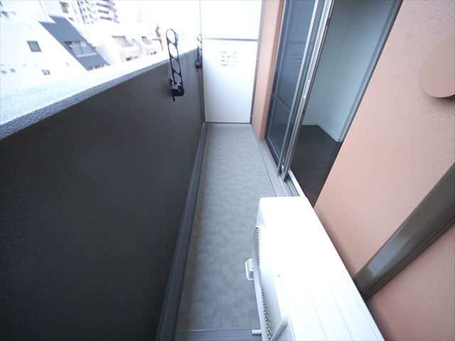 18/26 バルコニー