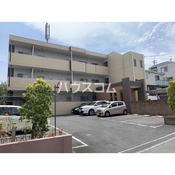 22/24 エントランス