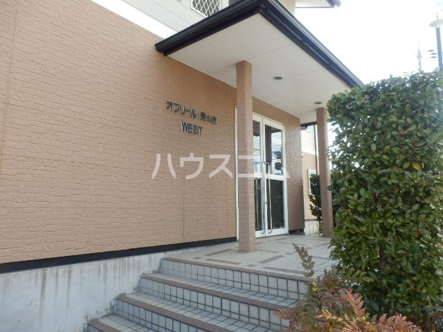 22/30 エントランス