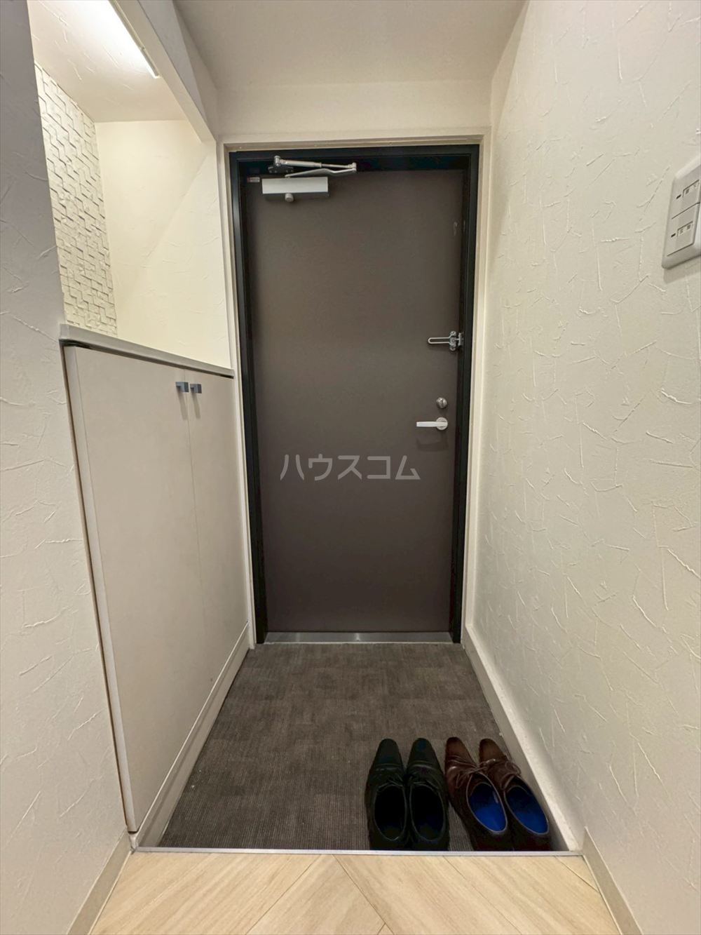 13/30 玄関