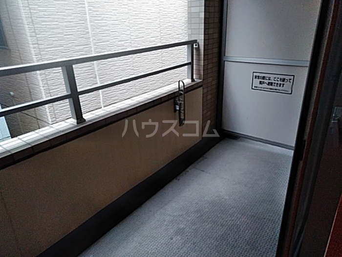 25/30 バルコニー