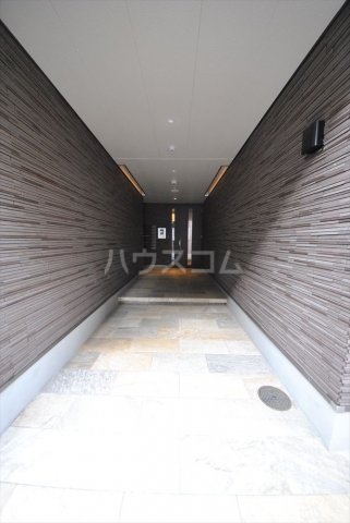 29/30 エントランス