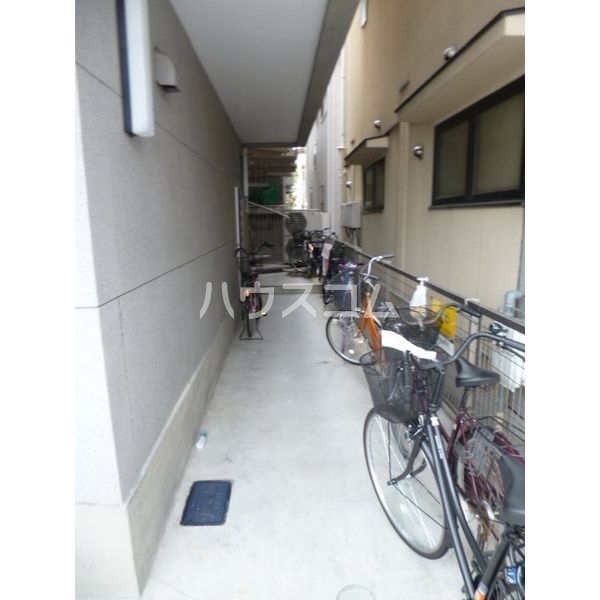 14/23 エントランス