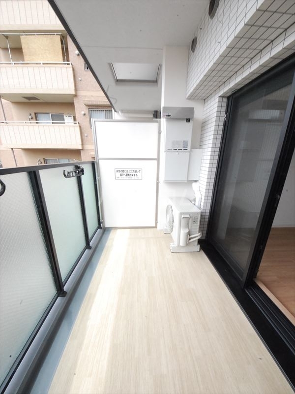 13/27 バルコニー