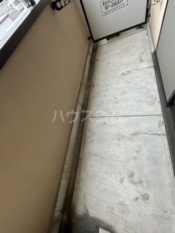 19/30 バルコニー