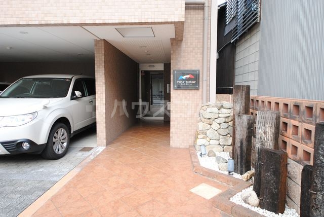 19/24 エントランス