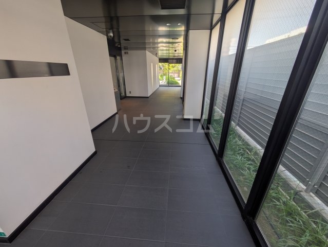 19/28 エントランス