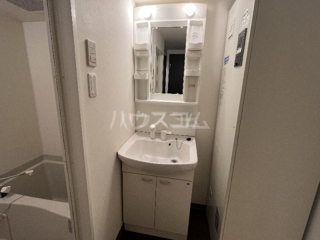 14/30 洗面