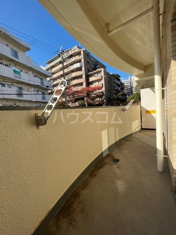 20/28 バルコニー
