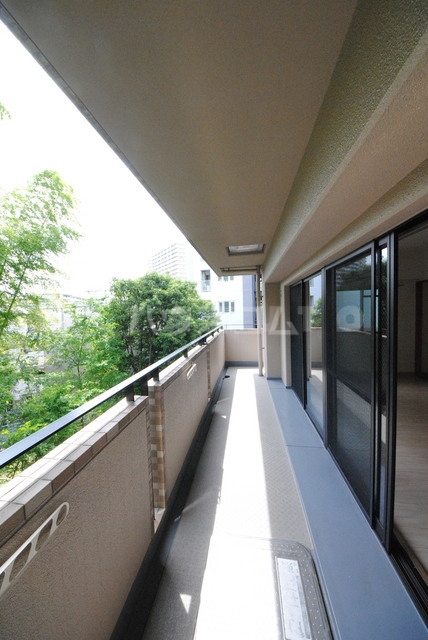 17/20 バルコニー