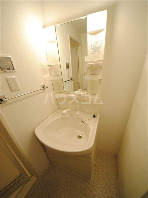 16/30 洗面