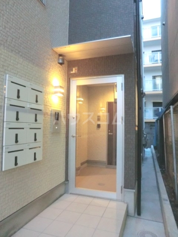 22/24 エントランス