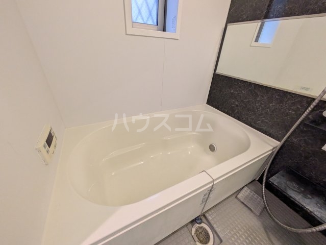 14/30 浴室