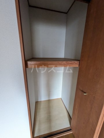 13/30 収納