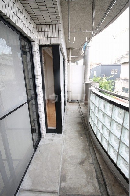 13/21 バルコニー