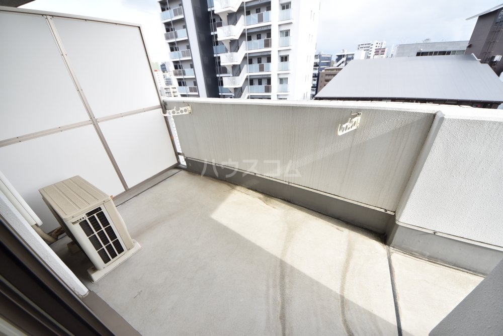 16/28 バルコニー