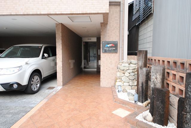 19/24 エントランス