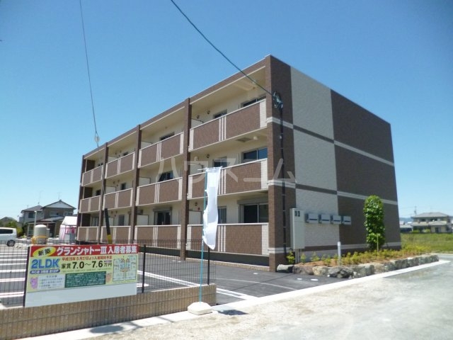 16/26 駐車場