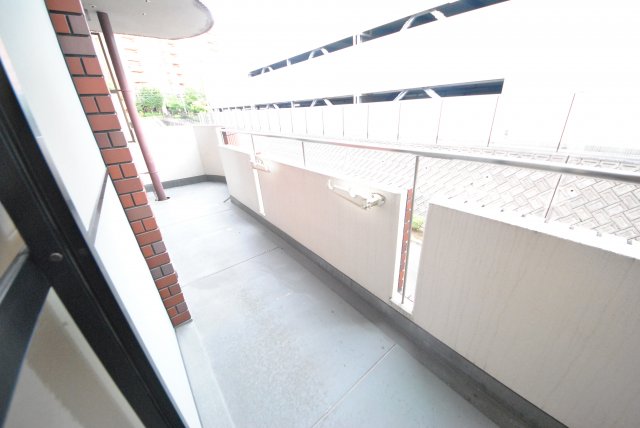 23/30 バルコニー