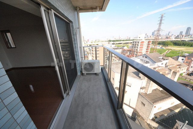 19/30 バルコニー