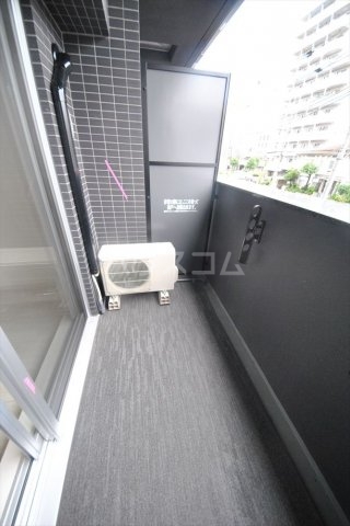 19/30 バルコニー