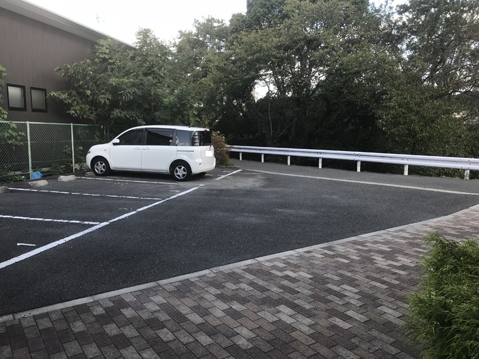 14/22 駐車場