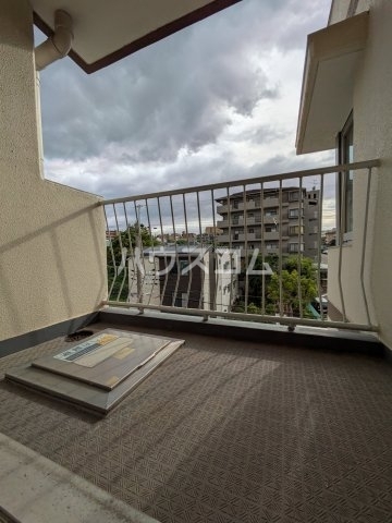 25/30 バルコニー