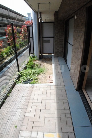 21/30 バルコニー