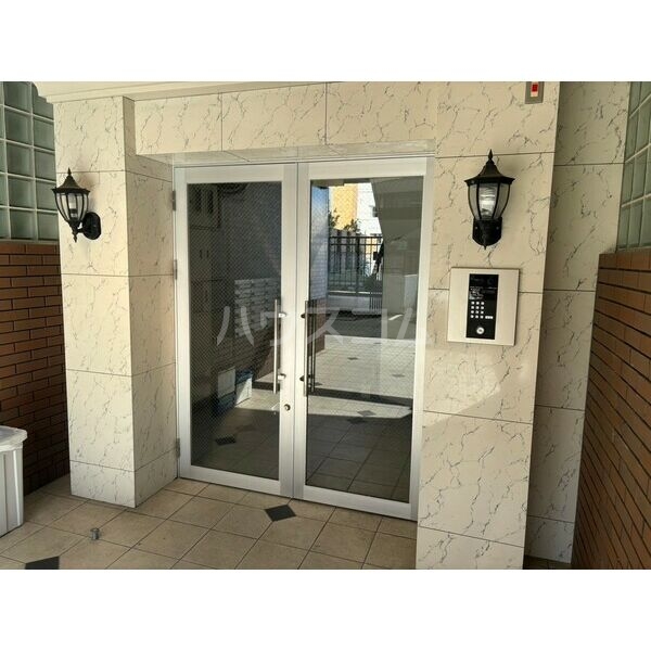 2/6 エントランス