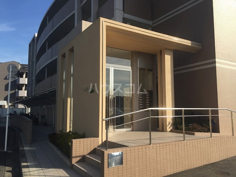 13/24 エントランス