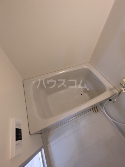 21/30 浴室
