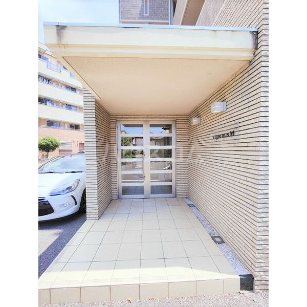 14/17 エントランス