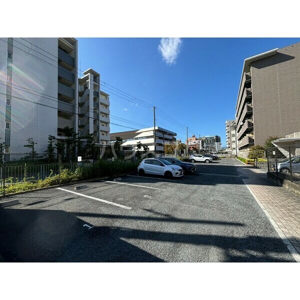 11/14 駐車場