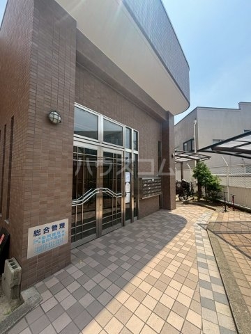 29/30 エントランス