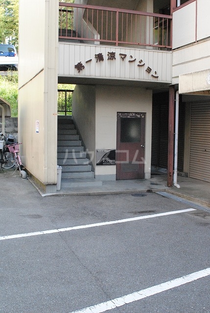 14/21 エントランス