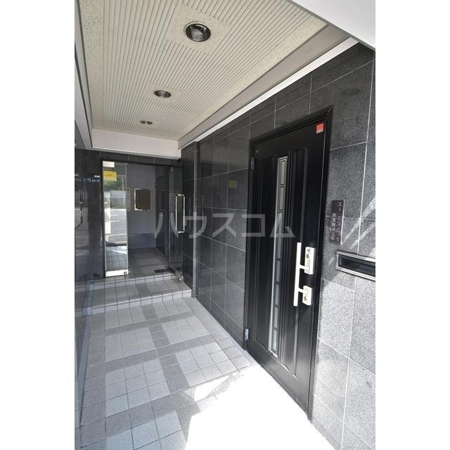 21/24 エントランス