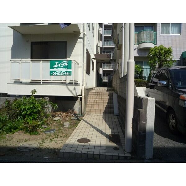 17/21 エントランス