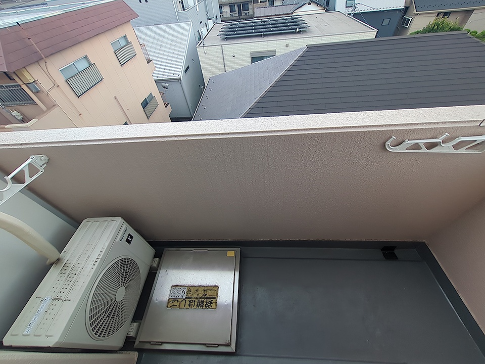 23/30 バルコニー