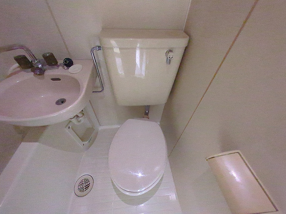 18/30 トイレ