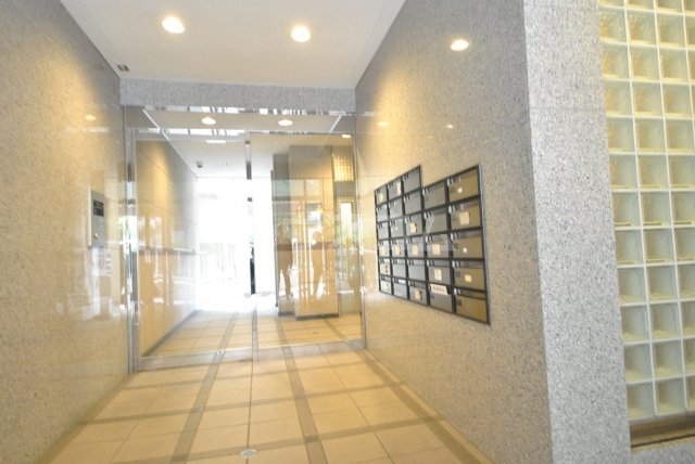 29/30 エントランス