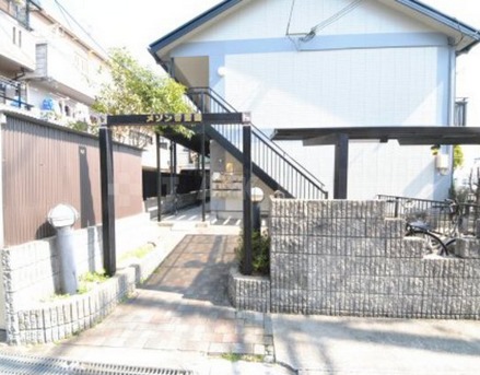 17/24 エントランス