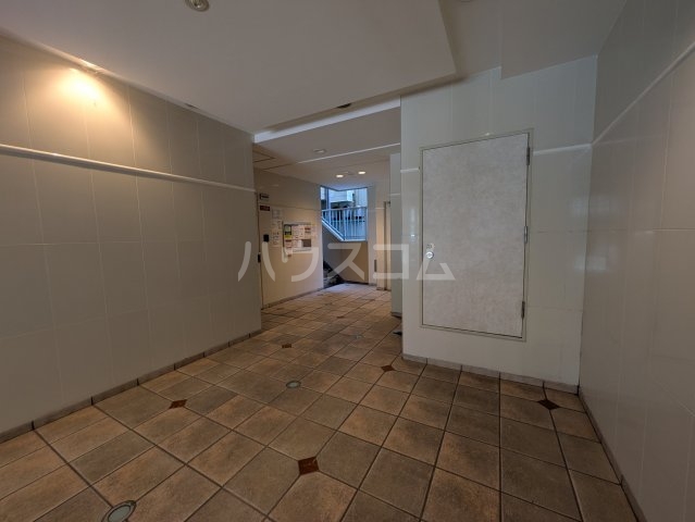 2/8 エントランス