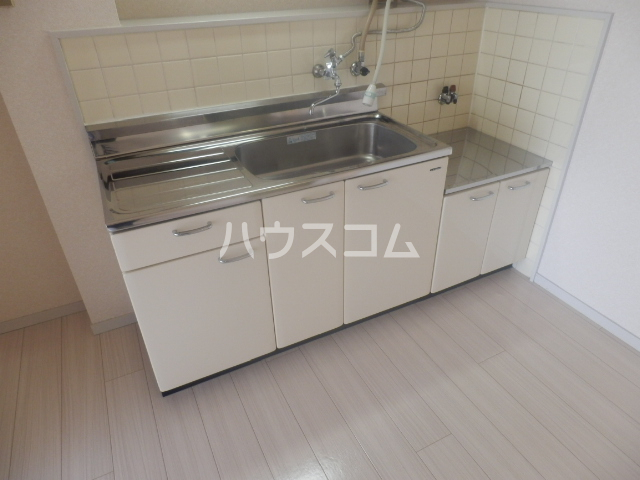13/25 キッチン