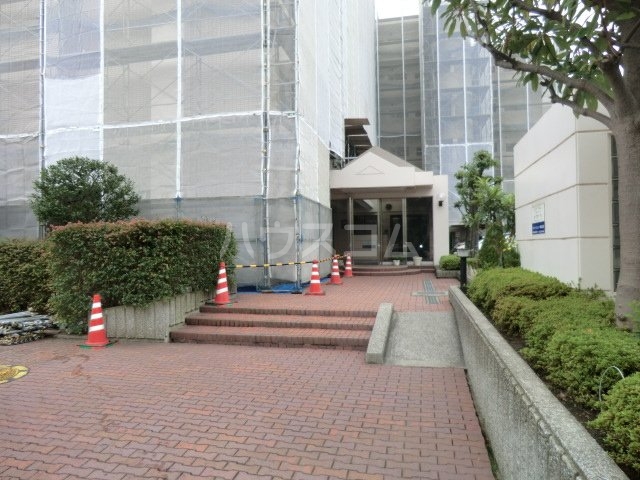 22/30 エントランス