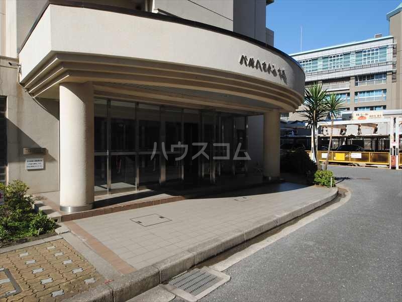 25/27 エントランス