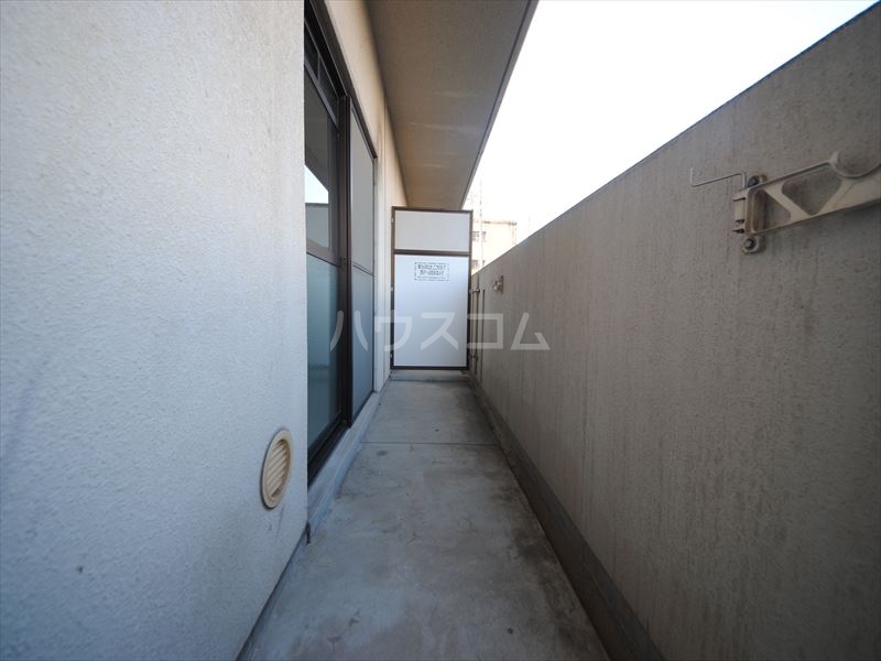 15/27 バルコニー