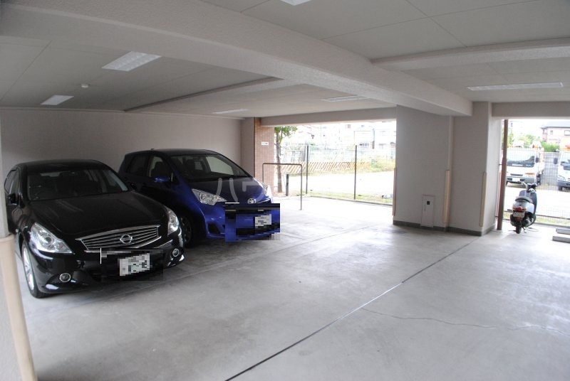 21/30 駐車場