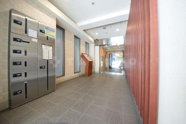 2/3 エントランス